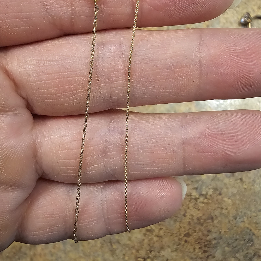 Elegant Gold Chain Necklace